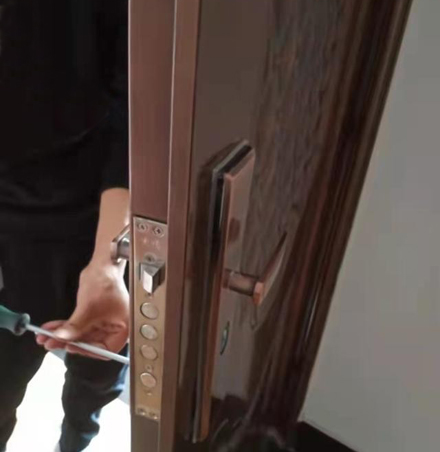 江阳上门开锁 换锁 江阳本地开锁公司